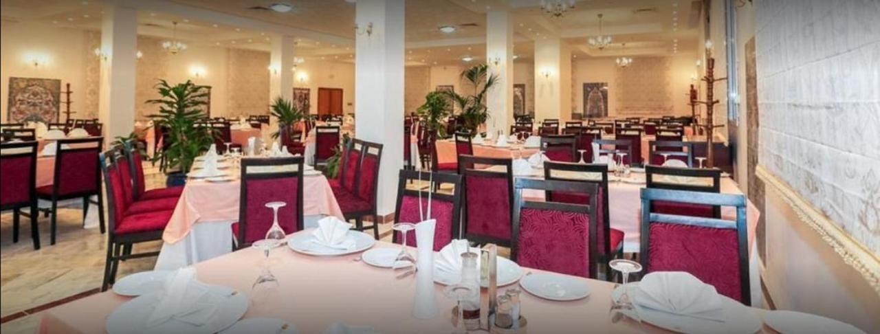 Taghit Saoura Hotel Екстериор снимка